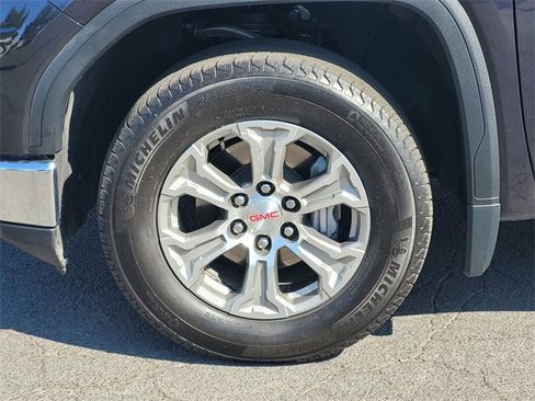 Used 2024 GMC Sierra 1500 SLT image 11