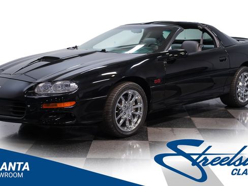 Used 2002 Chevrolet Camaro Z28 w/ SS Performance/Appearance Pkg RWD image 1