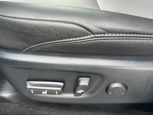 Used 2022 Toyota 4Runner SR5 Premium image 14