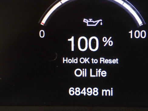 Used 2022 Jeep Grand Cherokee Laredo X image 16