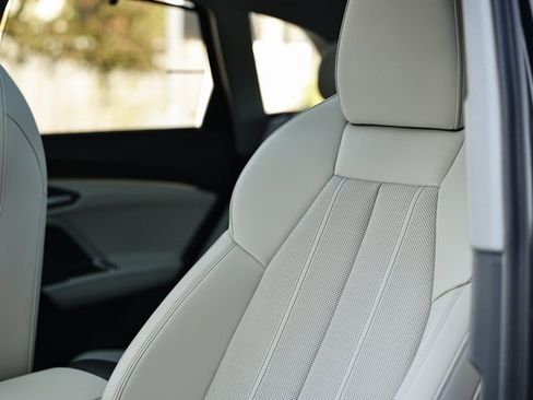 New 2025 Audi Q5 2.0T Premium Plus image 21