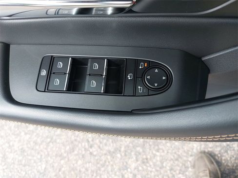 New 2025 MAZDA CX-90 Plug-In Hybrid w/ Premium Plus image 29