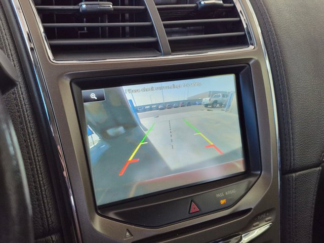 Used 2014 Lincoln MKX FWD w/ Equipment Group 101A image 9