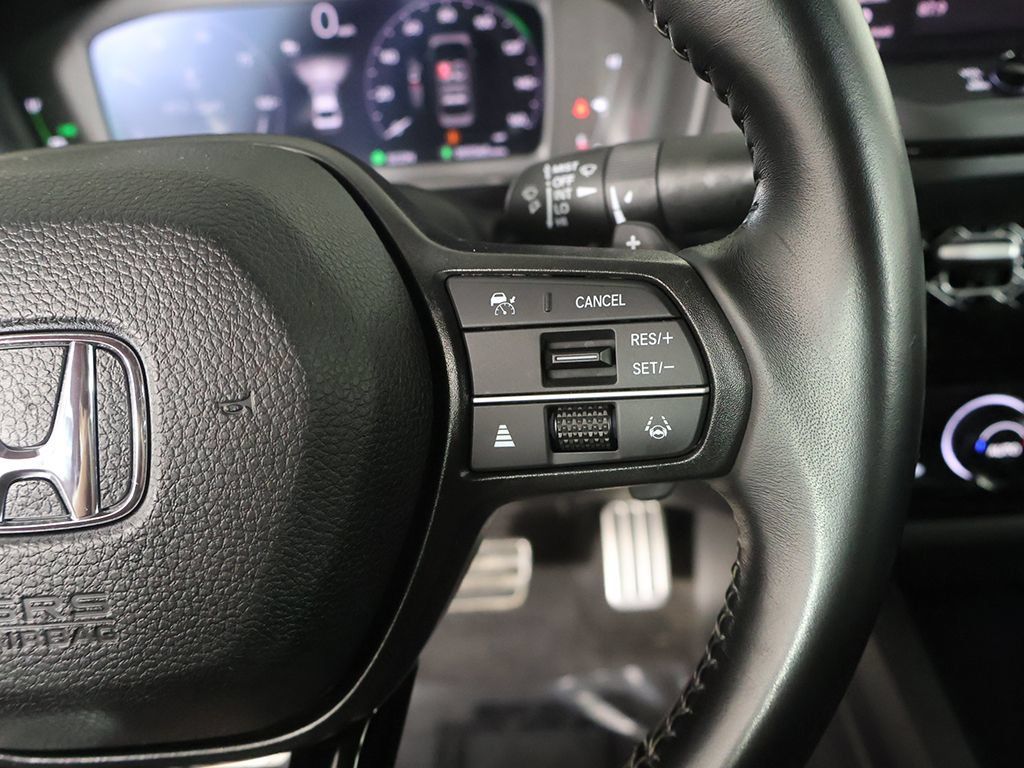 Used 2023 Honda Accord Sport image 40