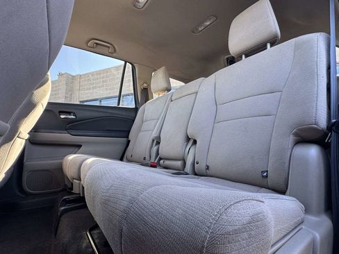 Used 2016 Honda Pilot EX image 36