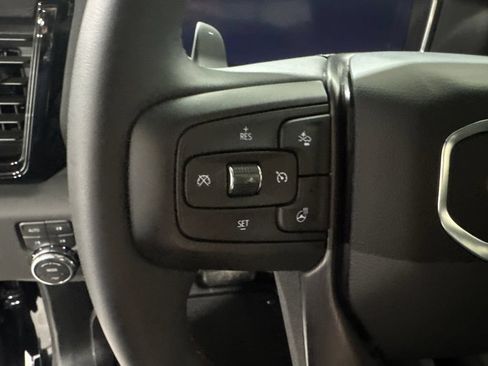Used 2026 GMC Sierra 1500 AT4 w/ Technology Package AWD/4WD image 6