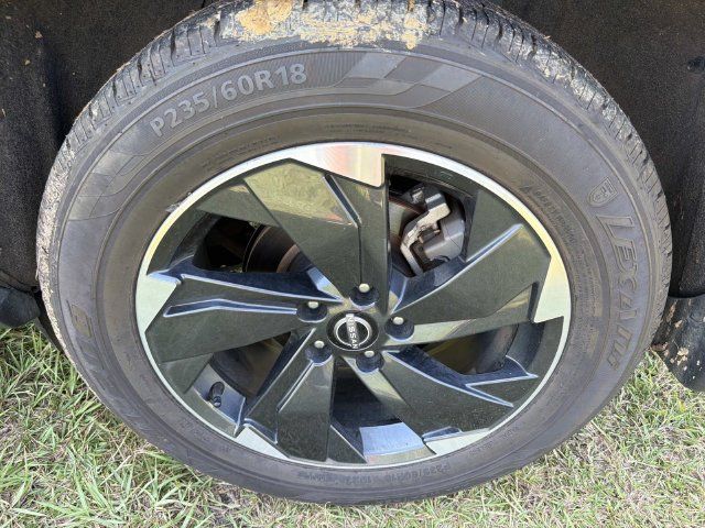 Used 2025 Nissan Rogue SV AWD/4WD image 30