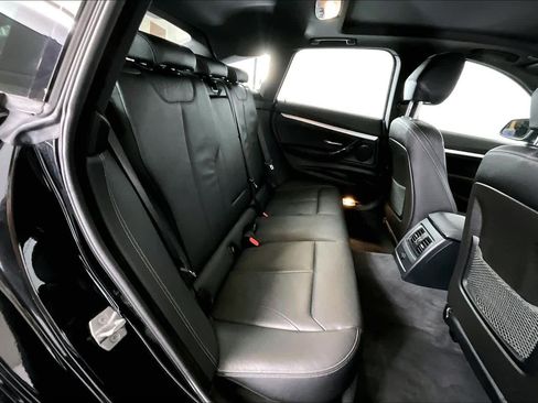 Used 2018 BMW 330i Gran Turismo xDrive image 20