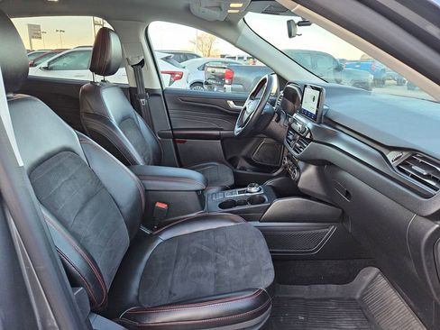 Used 2021 Ford Escape SEL w/ SEL Stealth AWD Package image 36