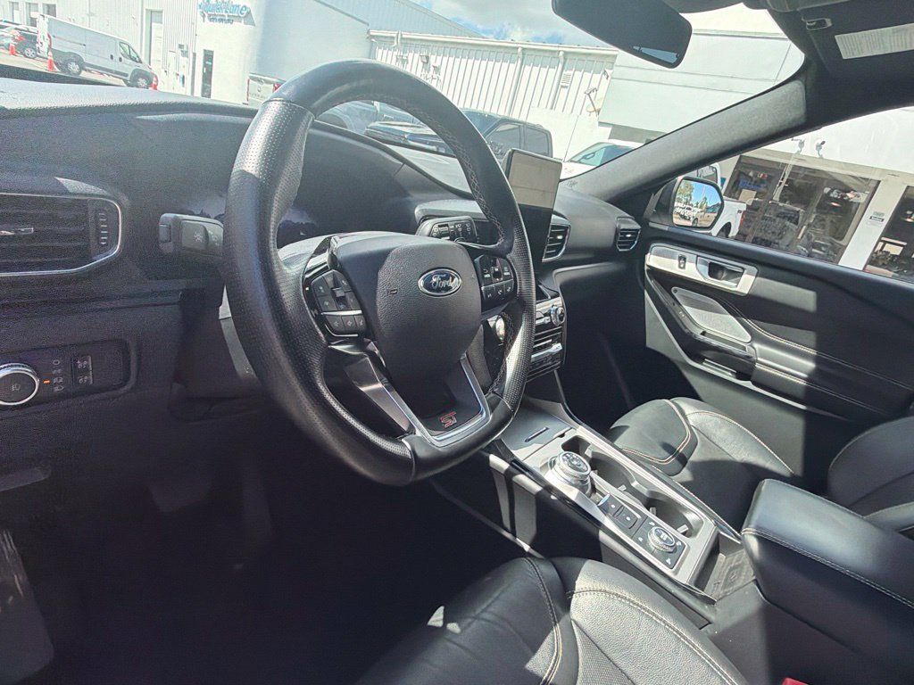 Used 2021 Ford Explorer ST w/ Equipment Group 401A AWD/4WD image 9