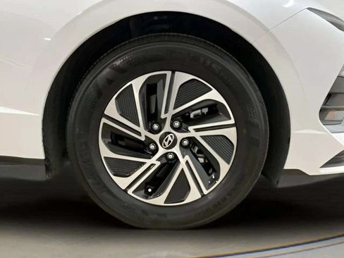 Used 2026 Hyundai Sonata Blue FWD image 96