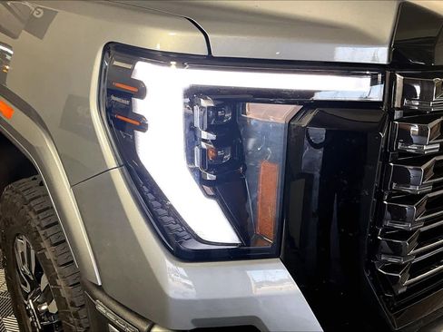 Certified 2025 GMC Sierra 2500 Denali Ultimate w/ Max Trailering Package AWD/4WD image 27