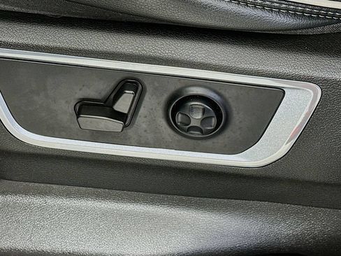 Used 2021 RAM 1500 Laramie AWD/4WD image 22