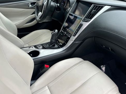 Used 2017 INFINITI Q60 w/ Premium Plus Package 2.0T image 15