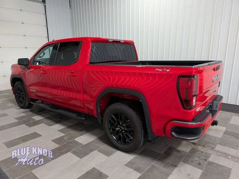 Used 2023 GMC Sierra 1500 Elevation image 2