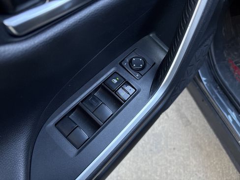 Used 2020 Toyota RAV4 TRD Off-Road image 15