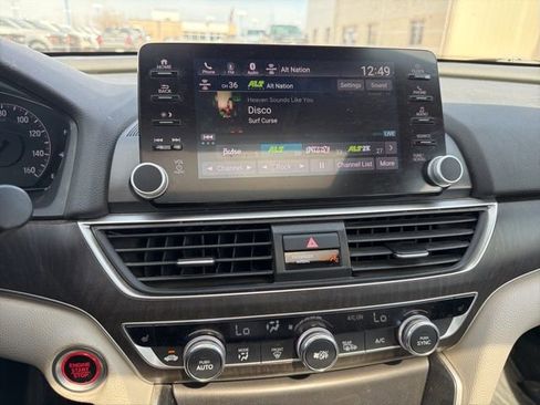 Used 2018 Honda Accord EX-L image 23