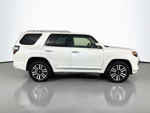 Used 2016 Toyota 4Runner Limited AWD/4WD image 8
