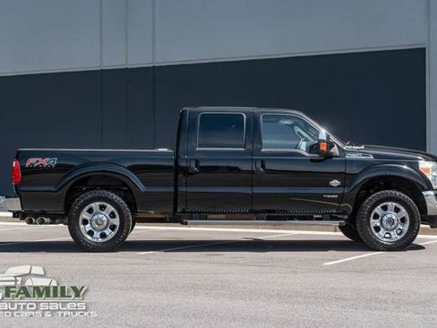 Used 2016 Ford F250 King Ranch w/ FX4 Off-Road Package AWD/4WD image 11