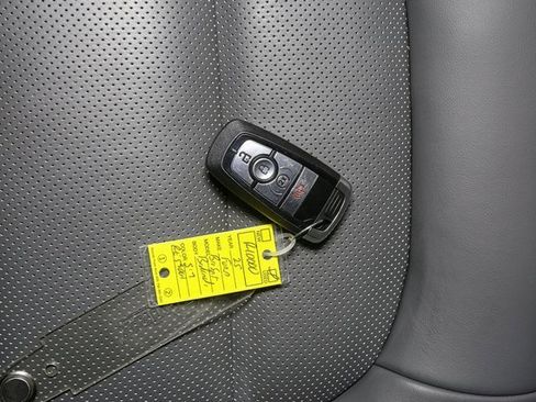 Used 2025 Ford Bronco Sport Badlands image 38