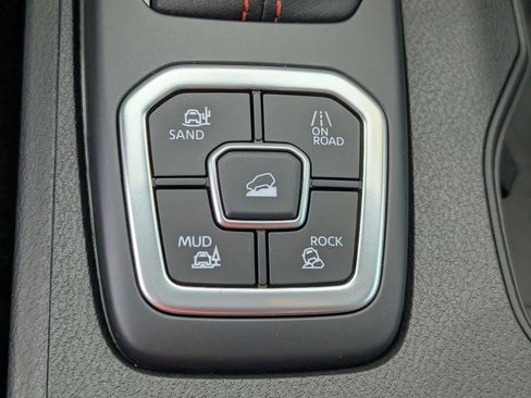 New 2026 Nissan Frontier PRO-4X w/ Pro-4x Convenience Package AWD/4WD image 15