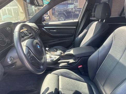 Used 2018 BMW 330e RWD image 8
