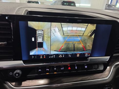 Used 2025 Chevrolet Silverado 1500 LTZ w/ LTZ Convenience Package II AWD/4WD image 14