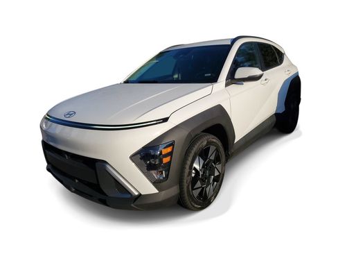 Used 2024 Hyundai Kona SEL FWD image 2