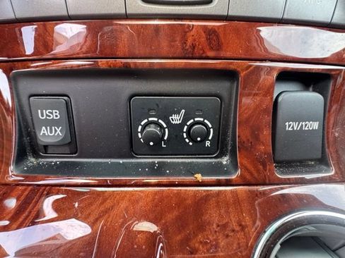 Used 2012 Toyota Highlander Limited w/ Tow Pkg AWD/4WD image 17