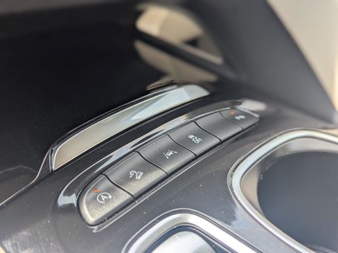 Used 2023 Buick Envision Essence AWD/4WD image 30