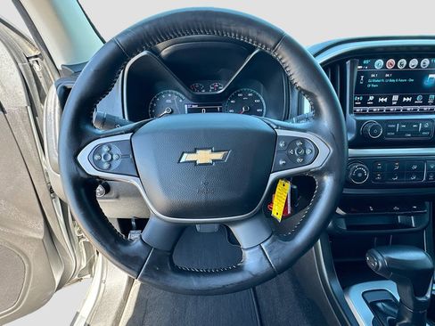 Used 2018 Chevrolet Colorado LT w/ Redline Special Edition RWD image 12