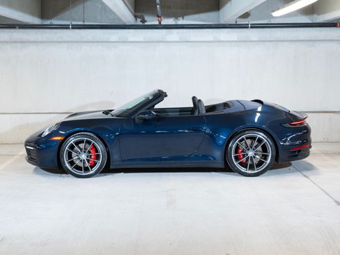 Certified 2021 Porsche 911 Carrera 4S AWD/4WD image 2