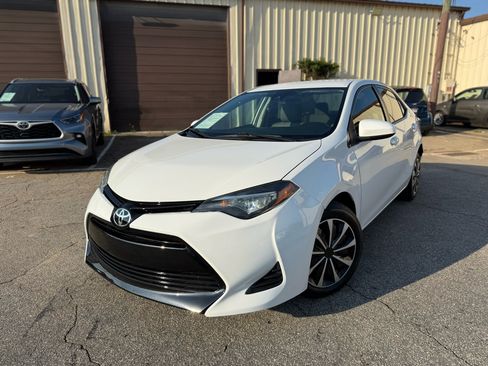 Used 2019 Toyota Corolla LE image 1