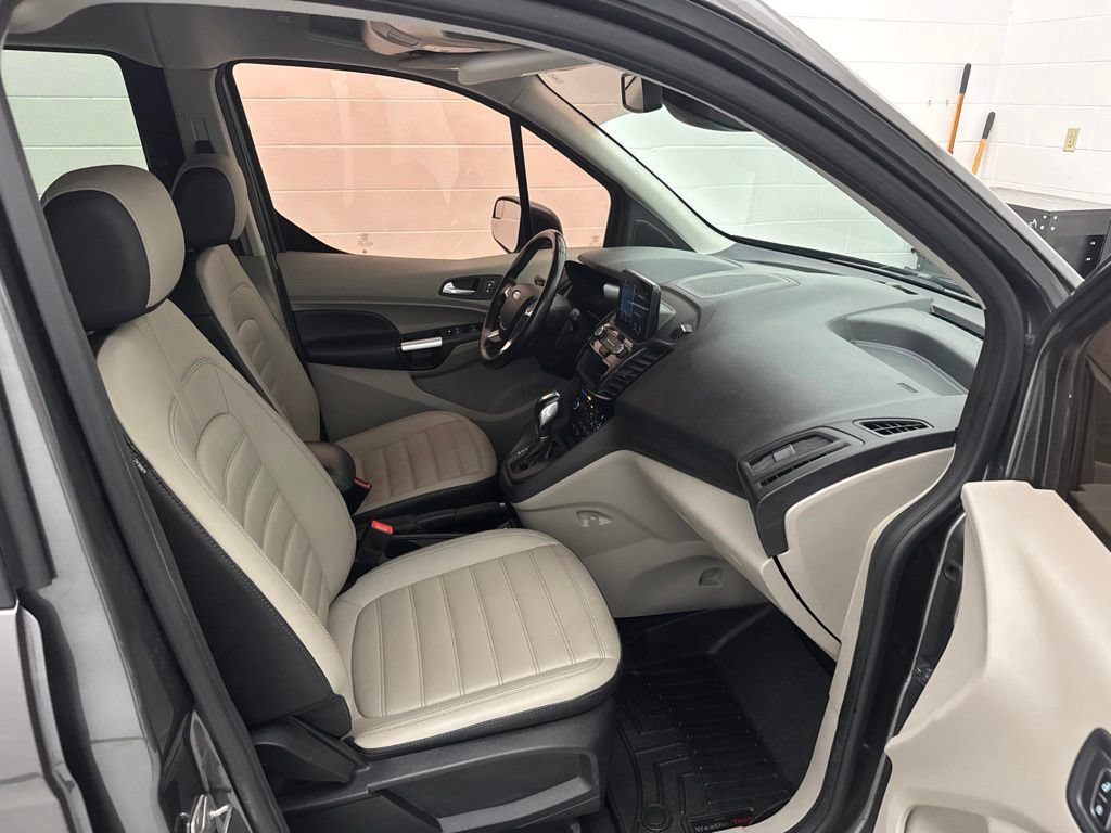 Used 2019 Ford Transit Connect Titanium FWD image 45