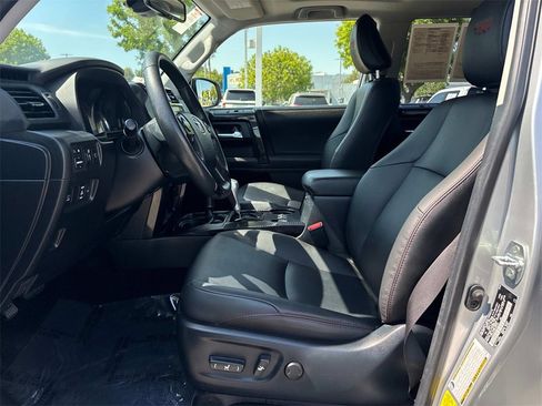 Certified 2023 Toyota 4Runner TRD Off-Road Premium image 25