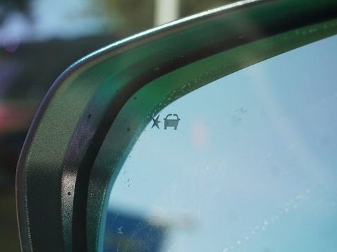 New 2026 Chevrolet Trax RS w/ Driver Confidence Package image 15