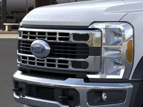 New 2026 Ford F450 XL w/ XL Chrome Package RWD image 17