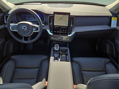 New 2026 Volvo XC90 B6 Ultra w/ Protection Package Premier image 17