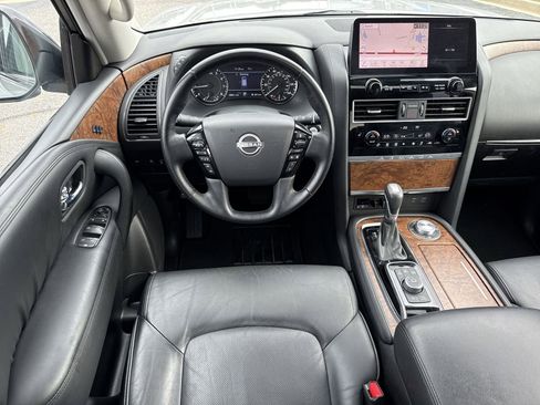 Used 2024 Nissan Armada SL w/ Captain's Chairs Package image 30