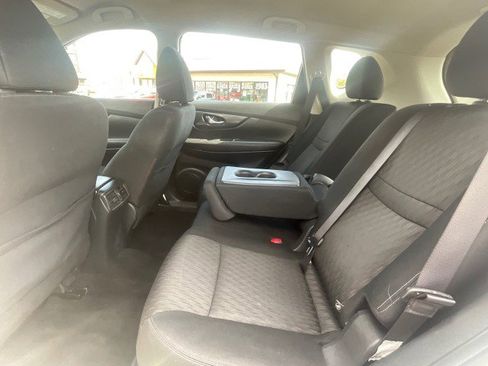 Used 2017 Nissan Rogue S AWD/4WD image 23
