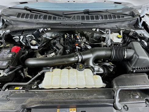 Used 2025 Ford Expedition Active image 36