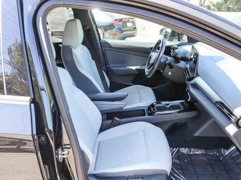 Used 2022 Volkswagen ID.4 Pro S image 16