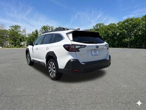 Used 2025 Subaru Outback Premium w/ Popular Package #1A AWD/4WD image 6