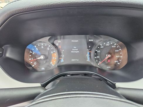 Used 2025 Jeep Compass Limited AWD/4WD image 19
