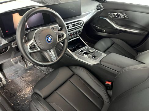 Certified 2023 BMW 330e xDrive image 10