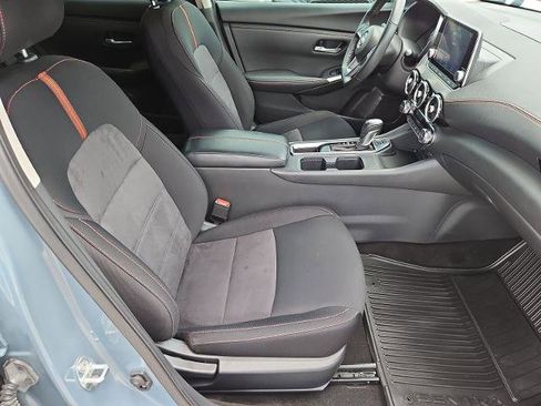 Certified 2024 Nissan Sentra SR FWD image 22