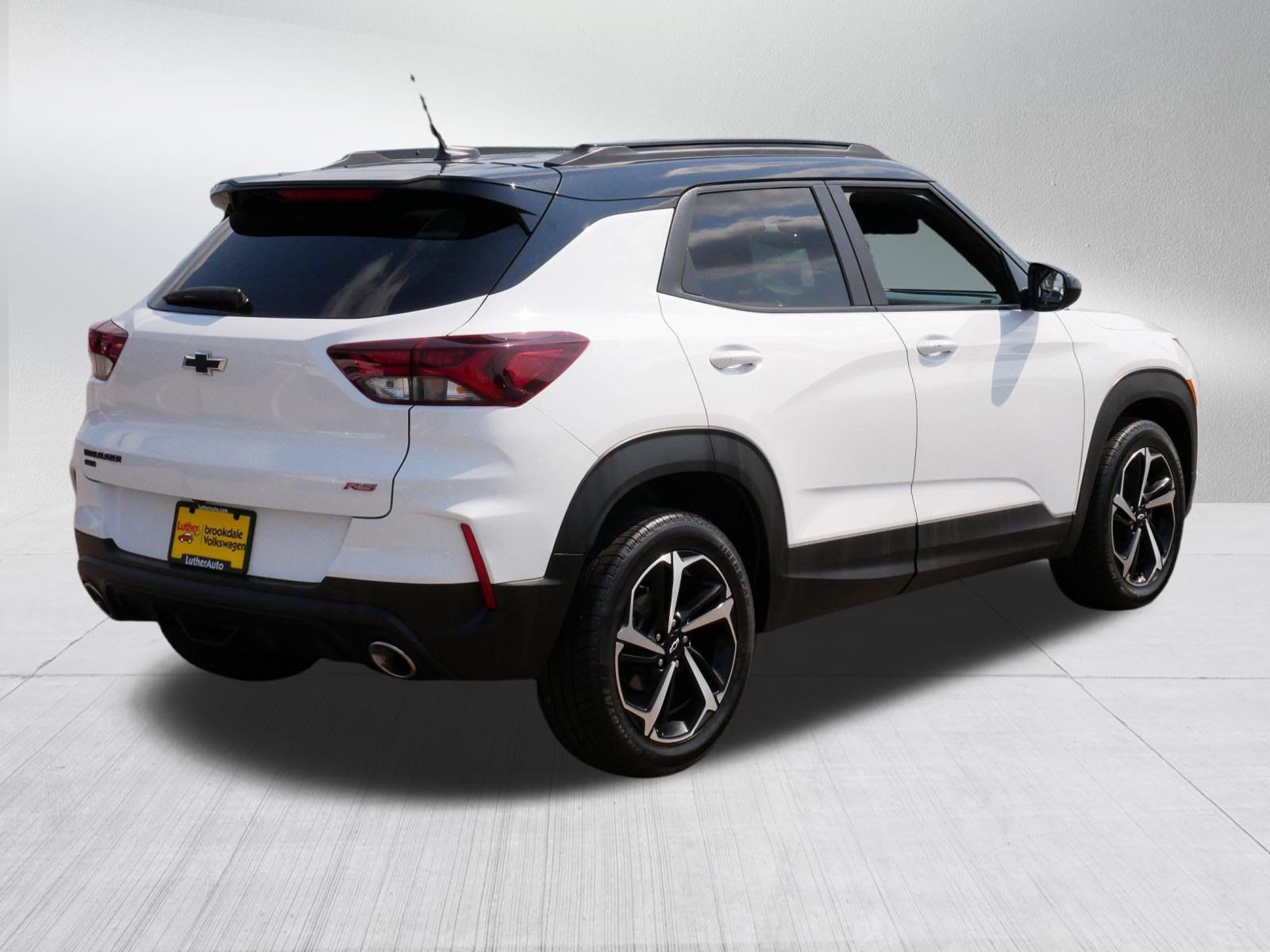 Used 2023 Chevrolet TrailBlazer RS w/ Sun and Liftgate Package AWD/4WD image 7