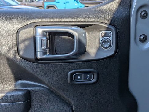 Certified 2022 Jeep Wrangler Unlimited Sport image 9