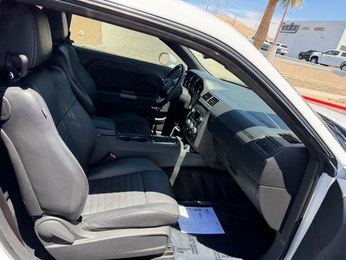 Used 2011 Dodge Challenger R/T RWD image 14