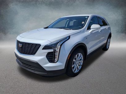 Certified 2023 Cadillac XT4 Luxury w/ Cold Weather Package